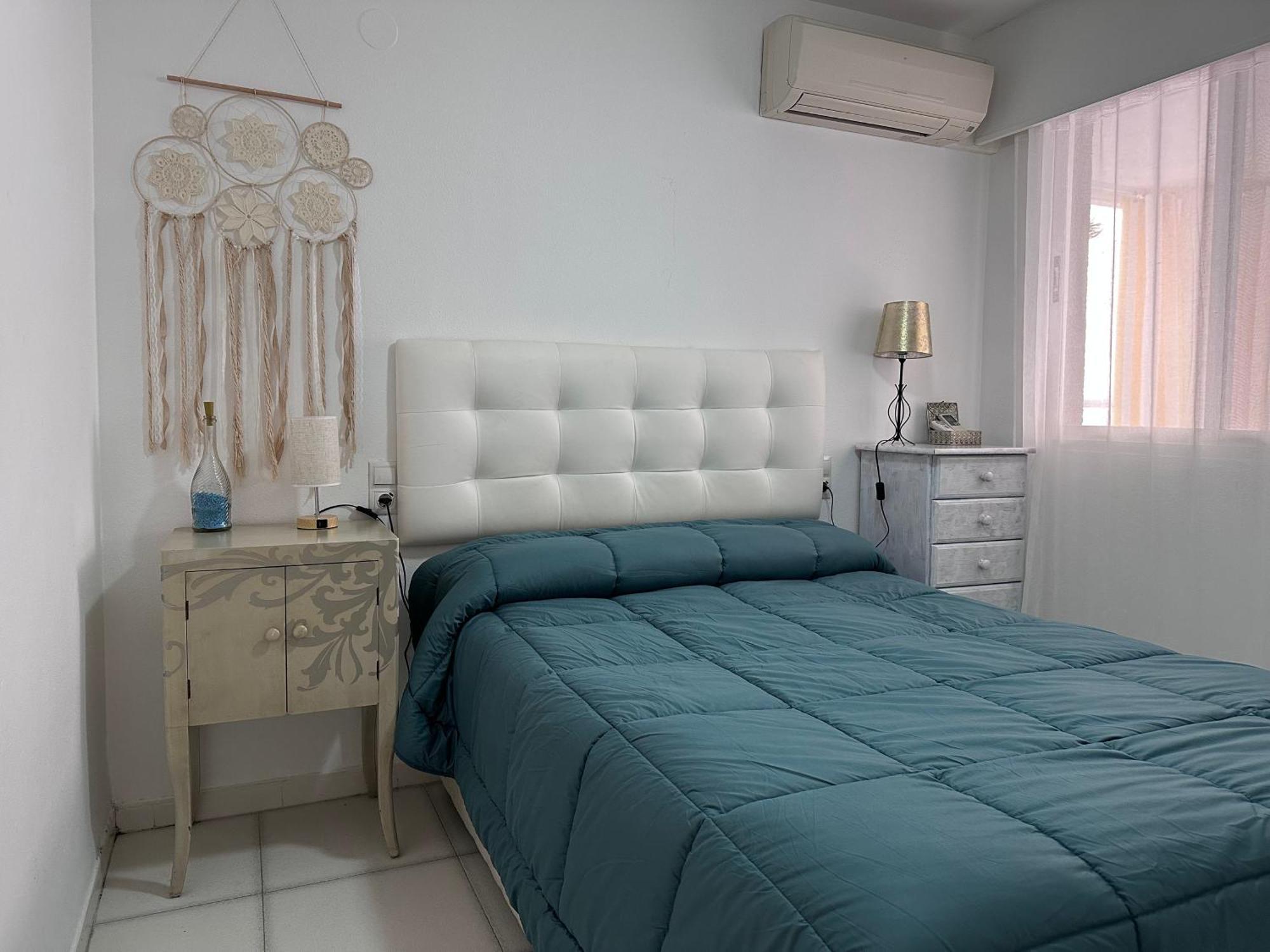 Apartment On The Beach With Parking And Pool Calpe Exterior photo
